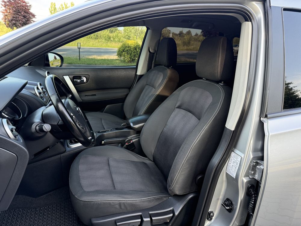 Nissan Qashqai +2. Свіжопригнаний, Розмитнений