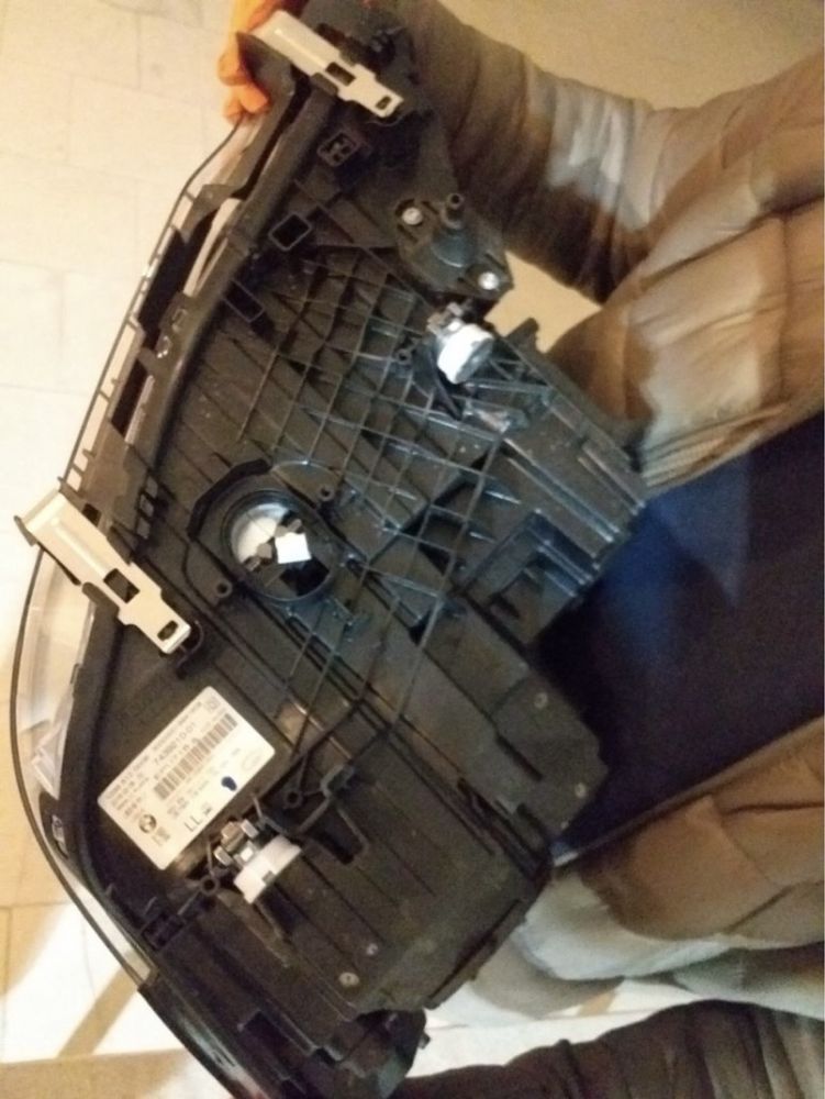 Farol BMW série 5 G30 LED lado direito