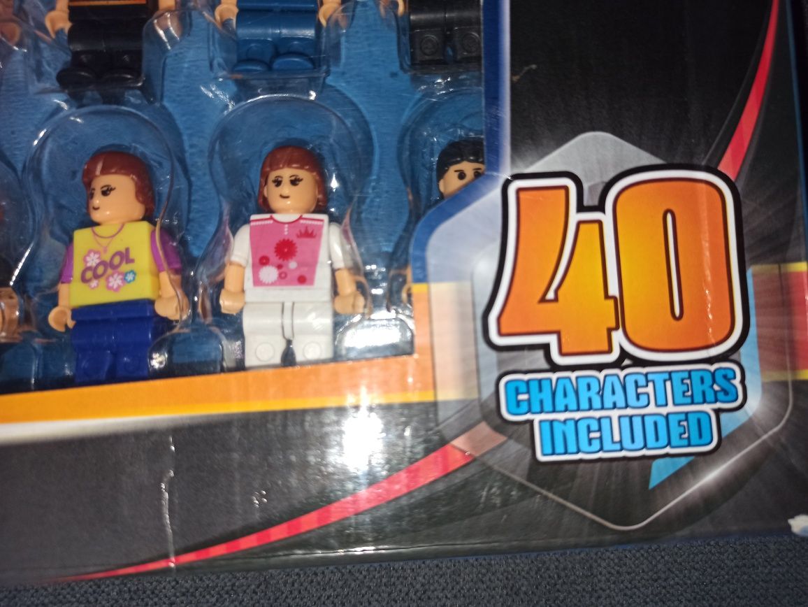 mini figurki zestaw 40 sztuk. Brick