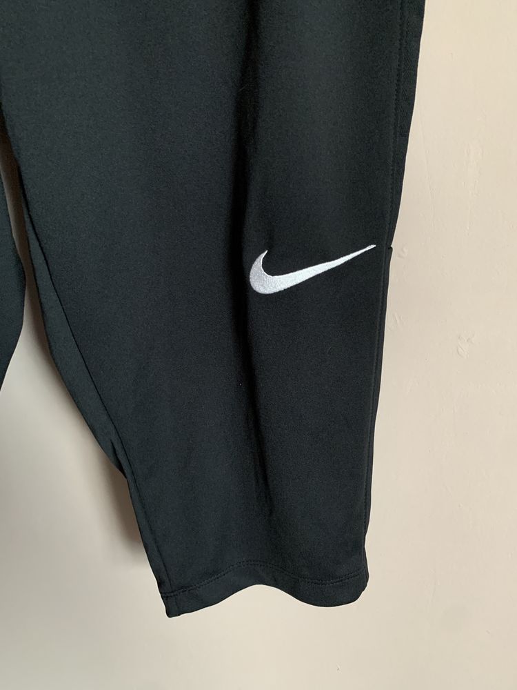 Nike Dry Fit Football шорти бриджи