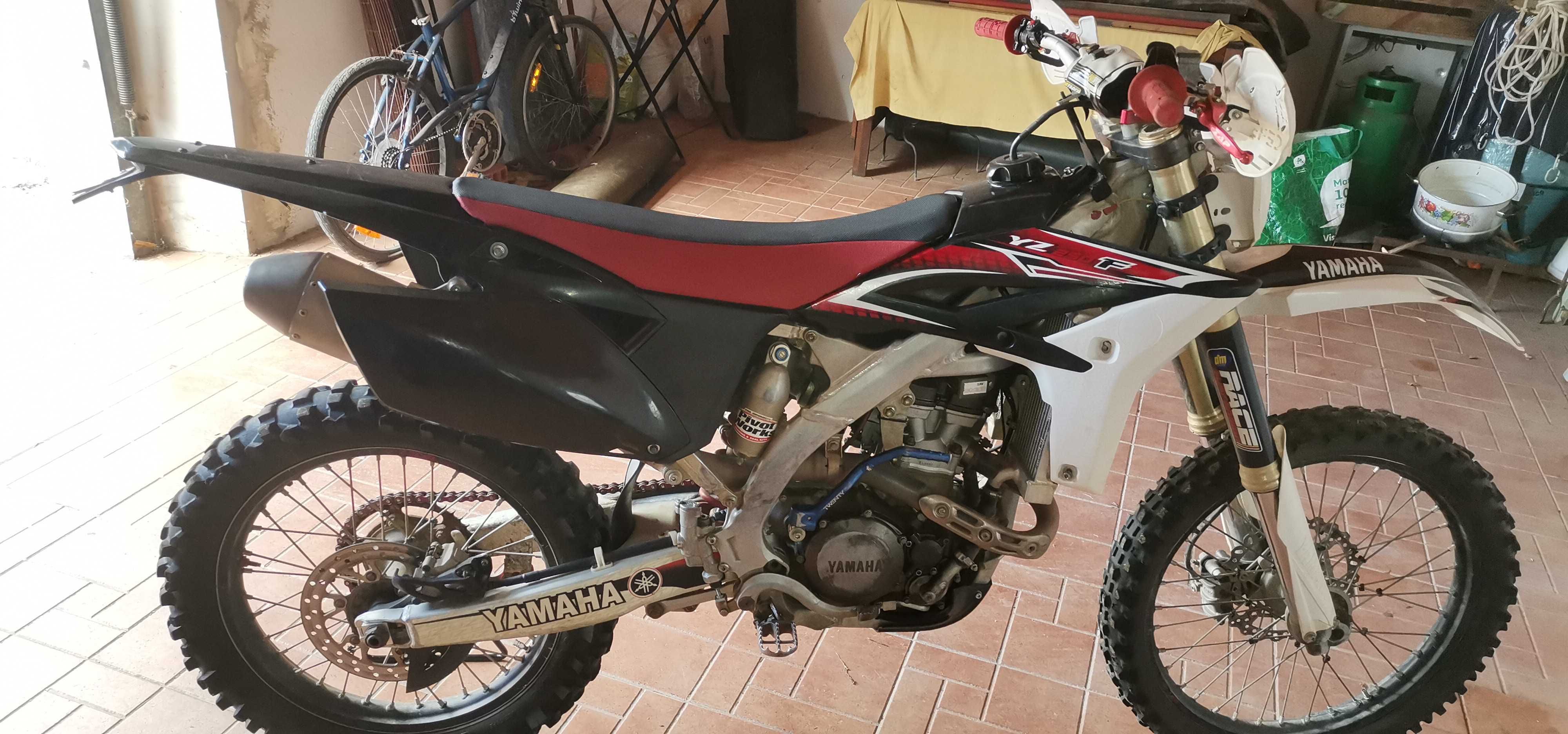 Yamaha yz250f matriculada