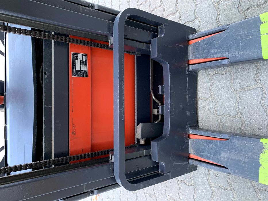 Електричний навантажувач linde L 16 AP + ЗП Jungheinrich SLH 300