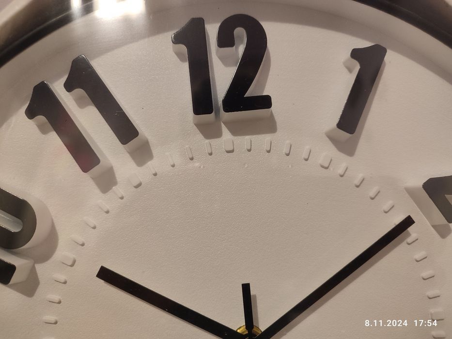 Nowy klasyczny zegar ścienny 30.5 cm