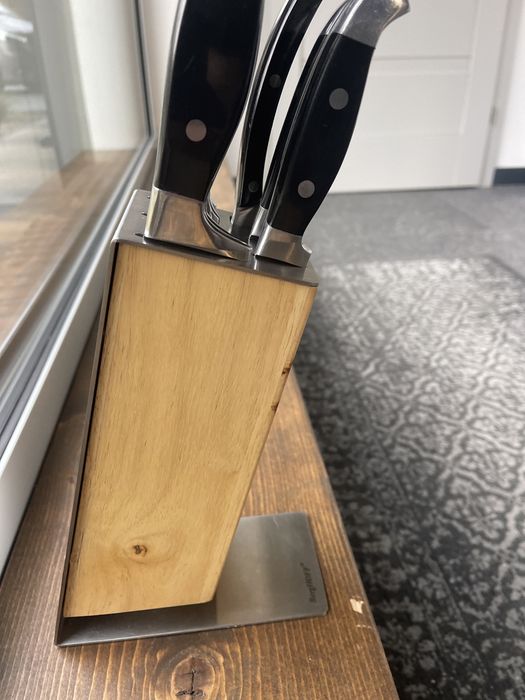 KOMPLET noży + nożyce na stojaku BERGHOFF - 6 elementów