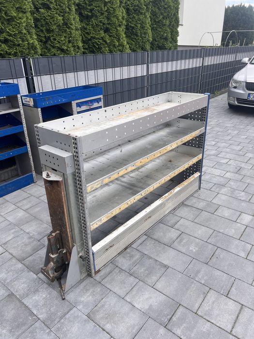 Szafka / regał warsztatowy do busa z imadłem