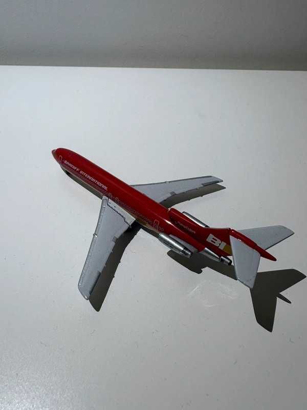 Avião Boeing Aviões Airbus escala 1/400 em Metal Varios Ver Fotos 34