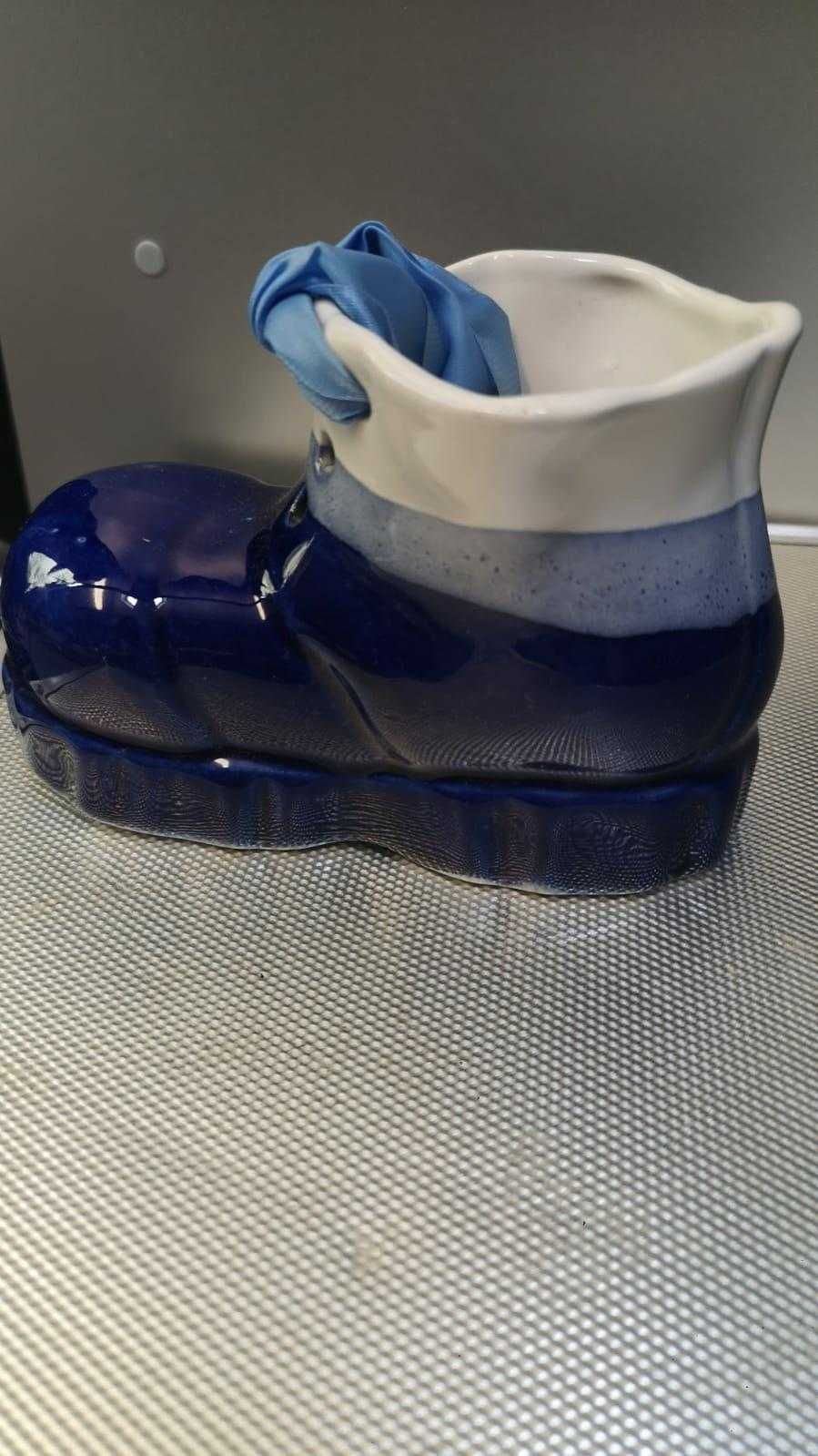 Porcelanowy but bucik \ z porcelany | wazon