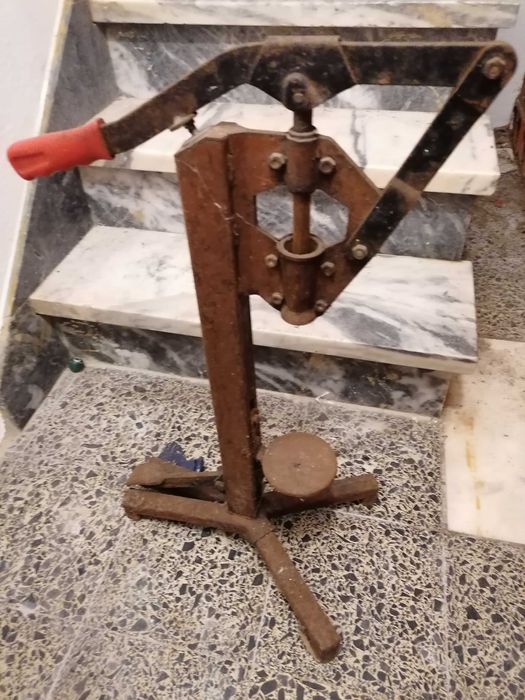 Maquina e garrafa garrafas