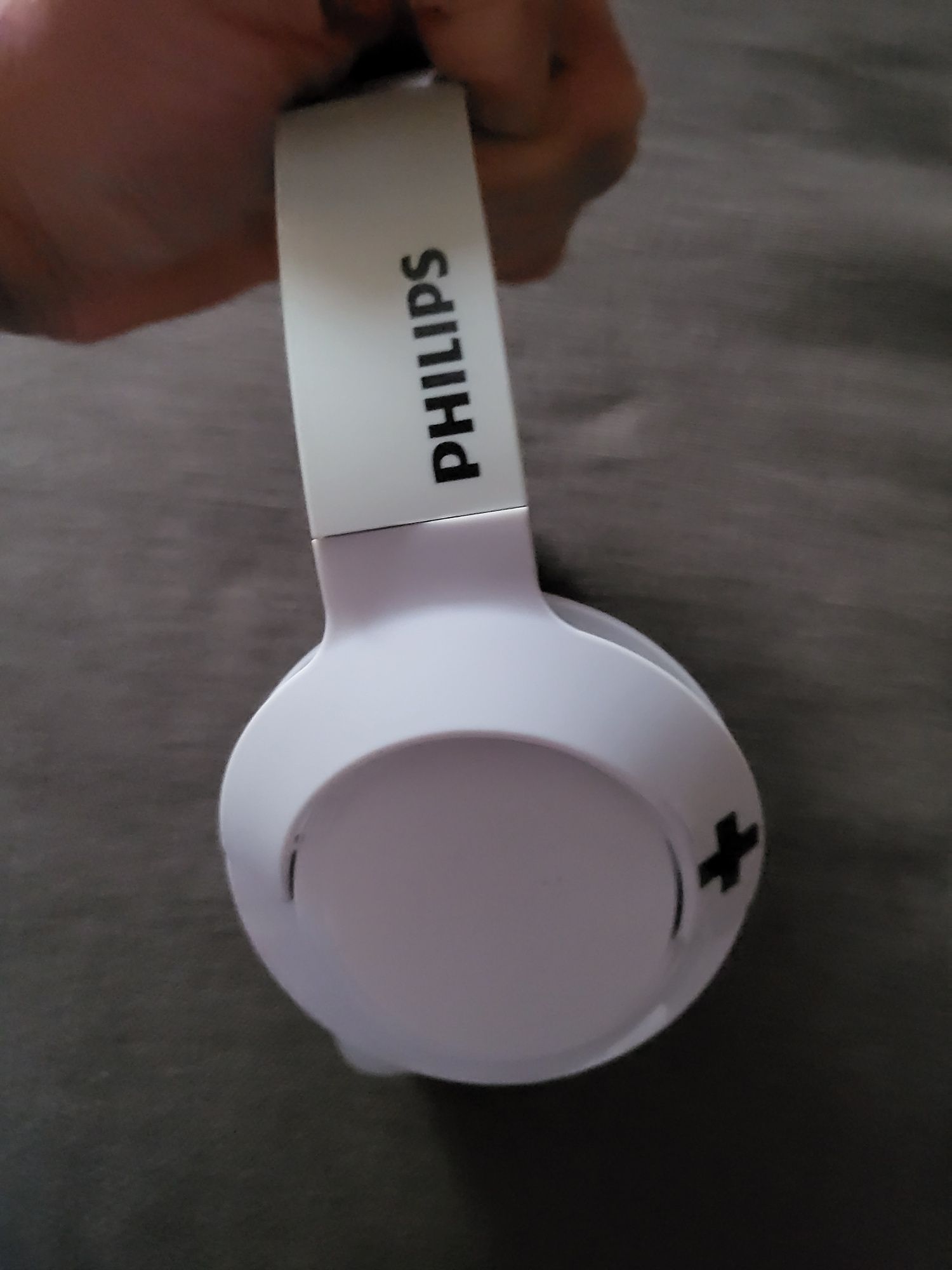 Philips słuchawki bluetooth.