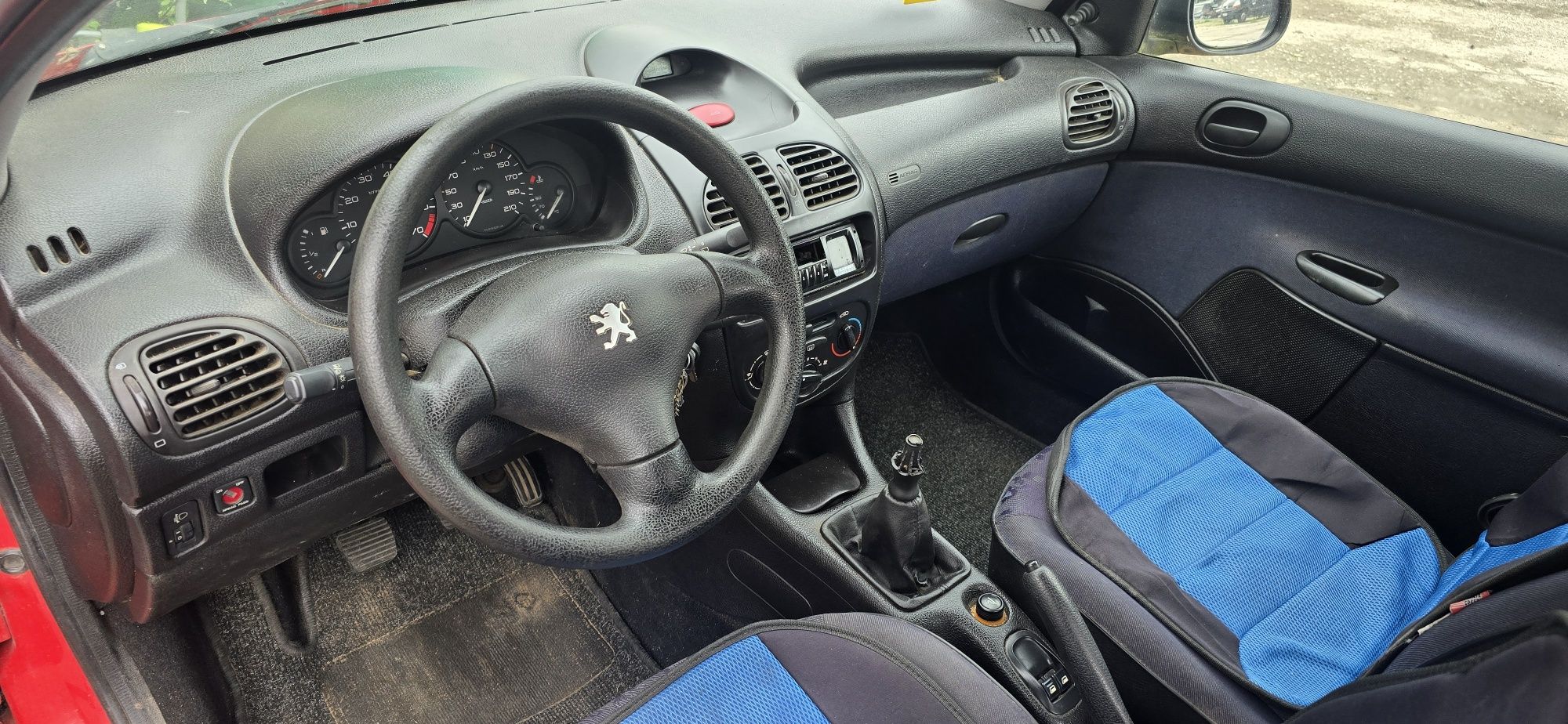 Peugot 206 1.1 benzyna