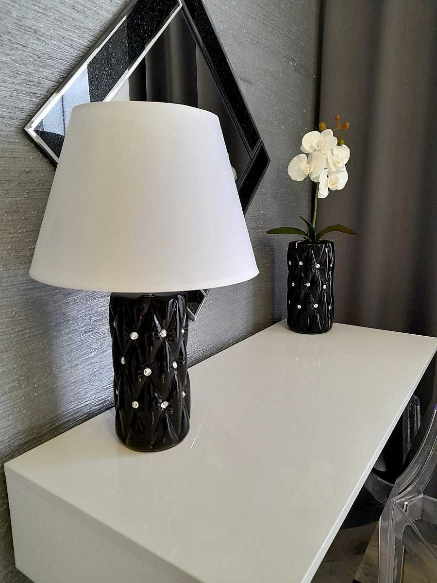 Czarna lampa lampka stołowa pikowana z kryształkami glamour