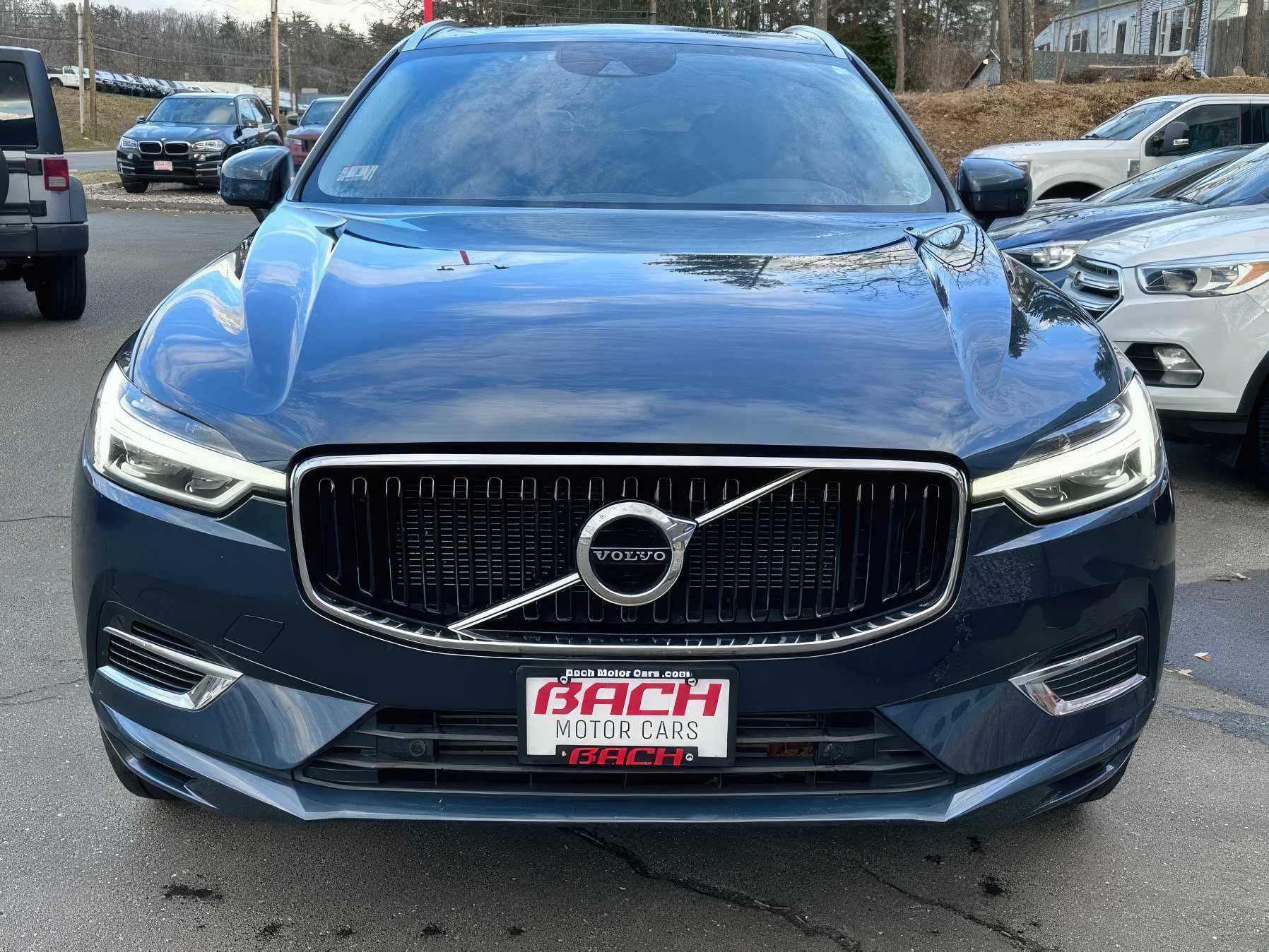 2018 Volvo XC60 Hybrid Plug-in T8 Momentum