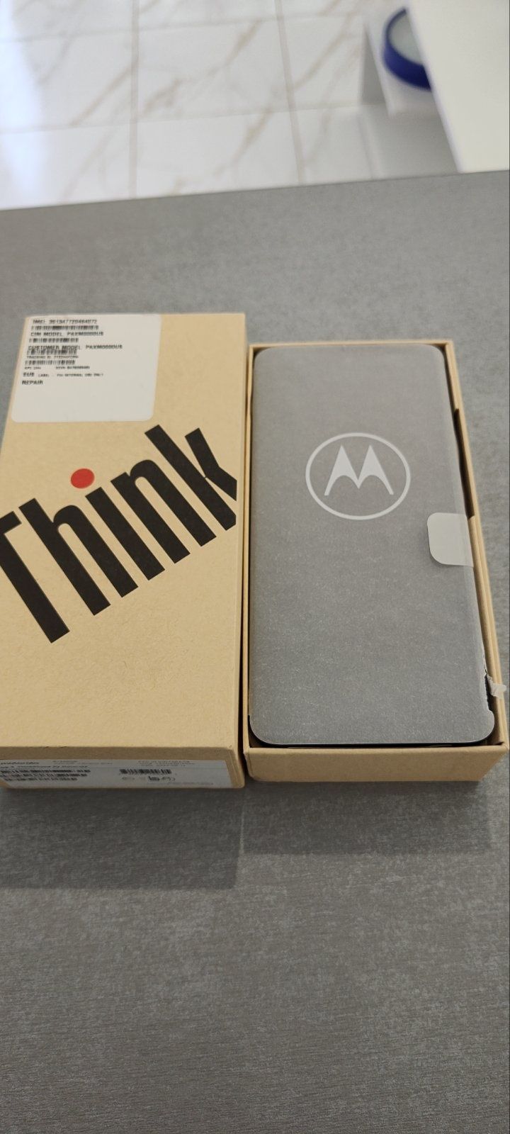 Motorola Think Phone, Моторола Сінкфон,  Moto ThinkPhone смартфон