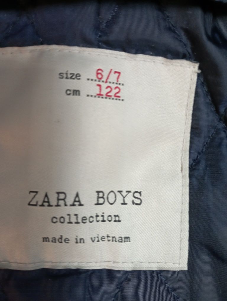 Пальто zara 122 см.