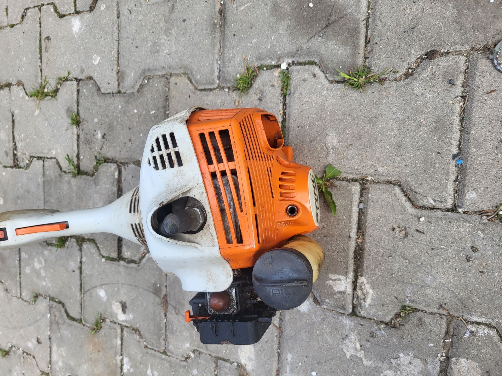 Spalinowa kosa wykaszarka podkaszarka stihl fs 38