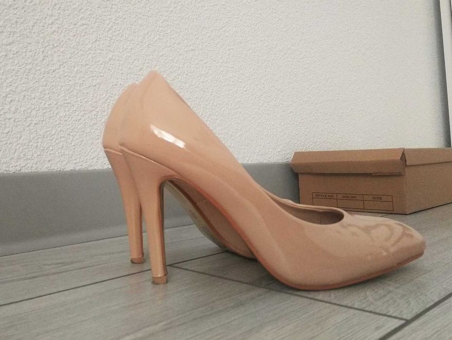 Czółenka Szpilki Nude Crebelle 37 Nosek Szpic