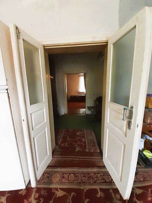 Історичний центр і крапка.