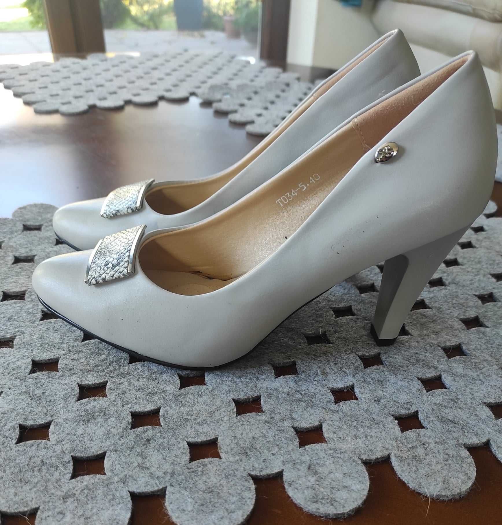 Buty szare jak nowe damskie