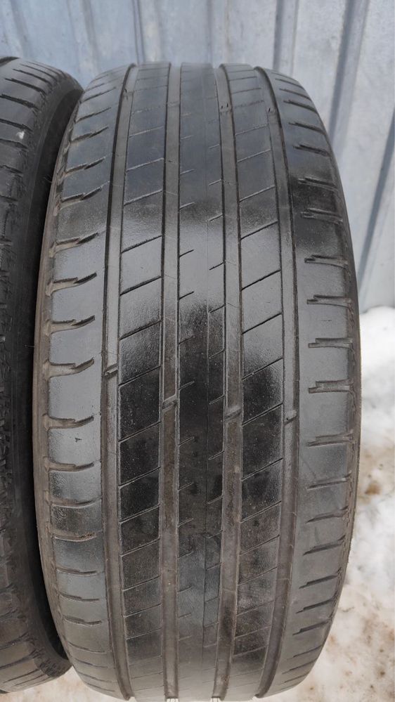 235/65/17 michelin