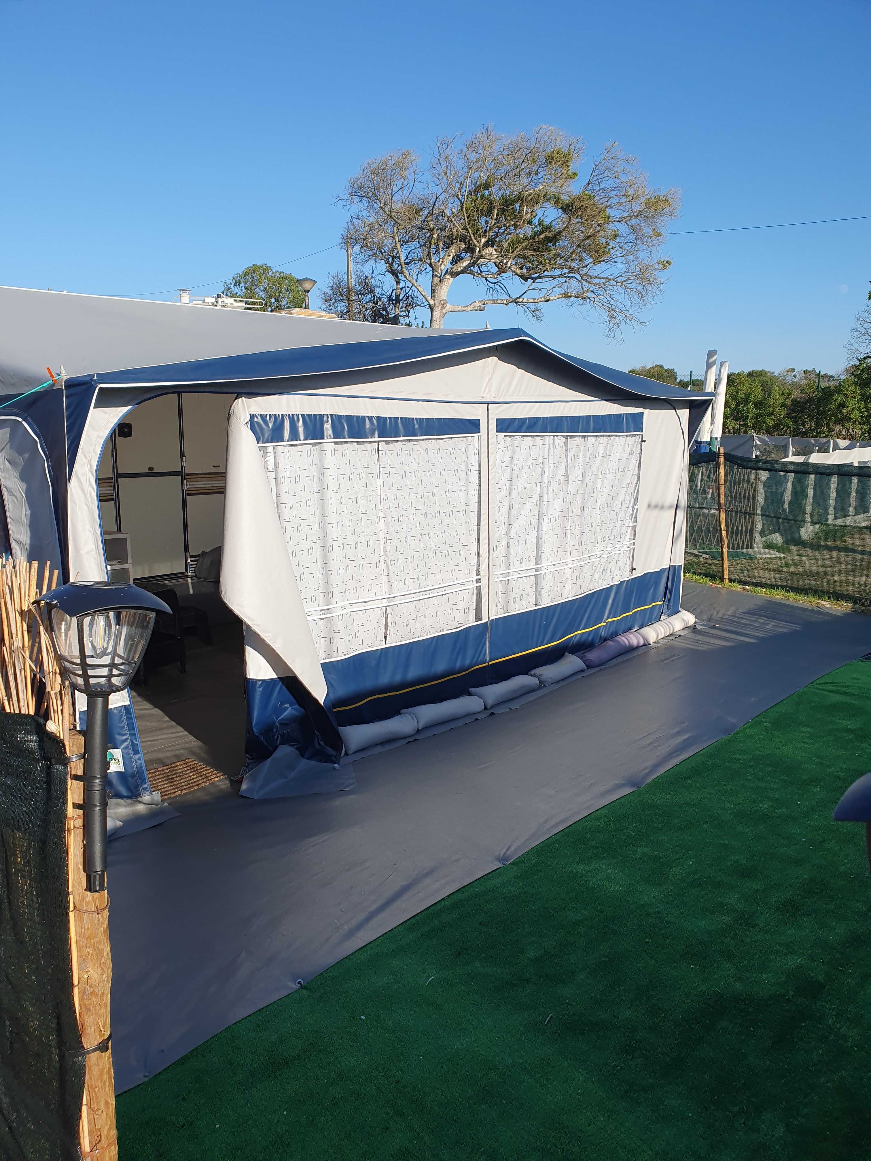 Caravana Hobby com avançado