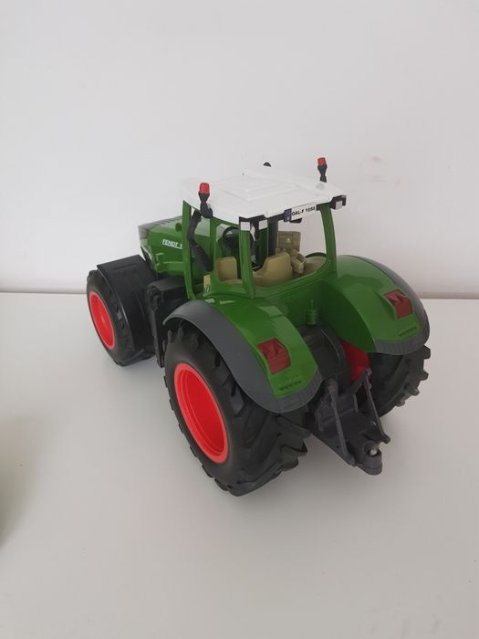 Jamara Zdalnie Sterowany Traktor Fendt 1050 Vario 1:16