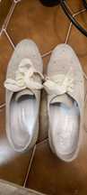 Sapato ingles nr39 beje / branco nos atacadores