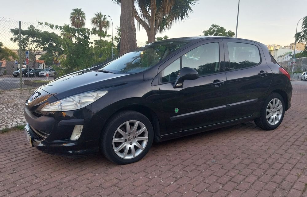 Peugeot 308 Open 1.4i-16v 5p 2010