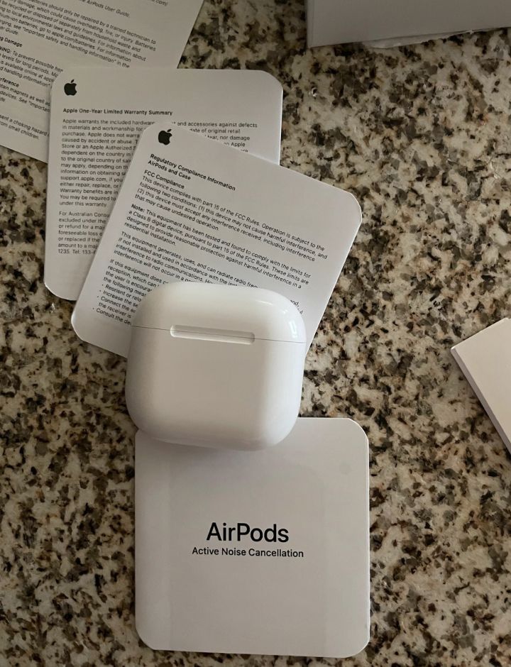 Airpods 4 novos sem uso