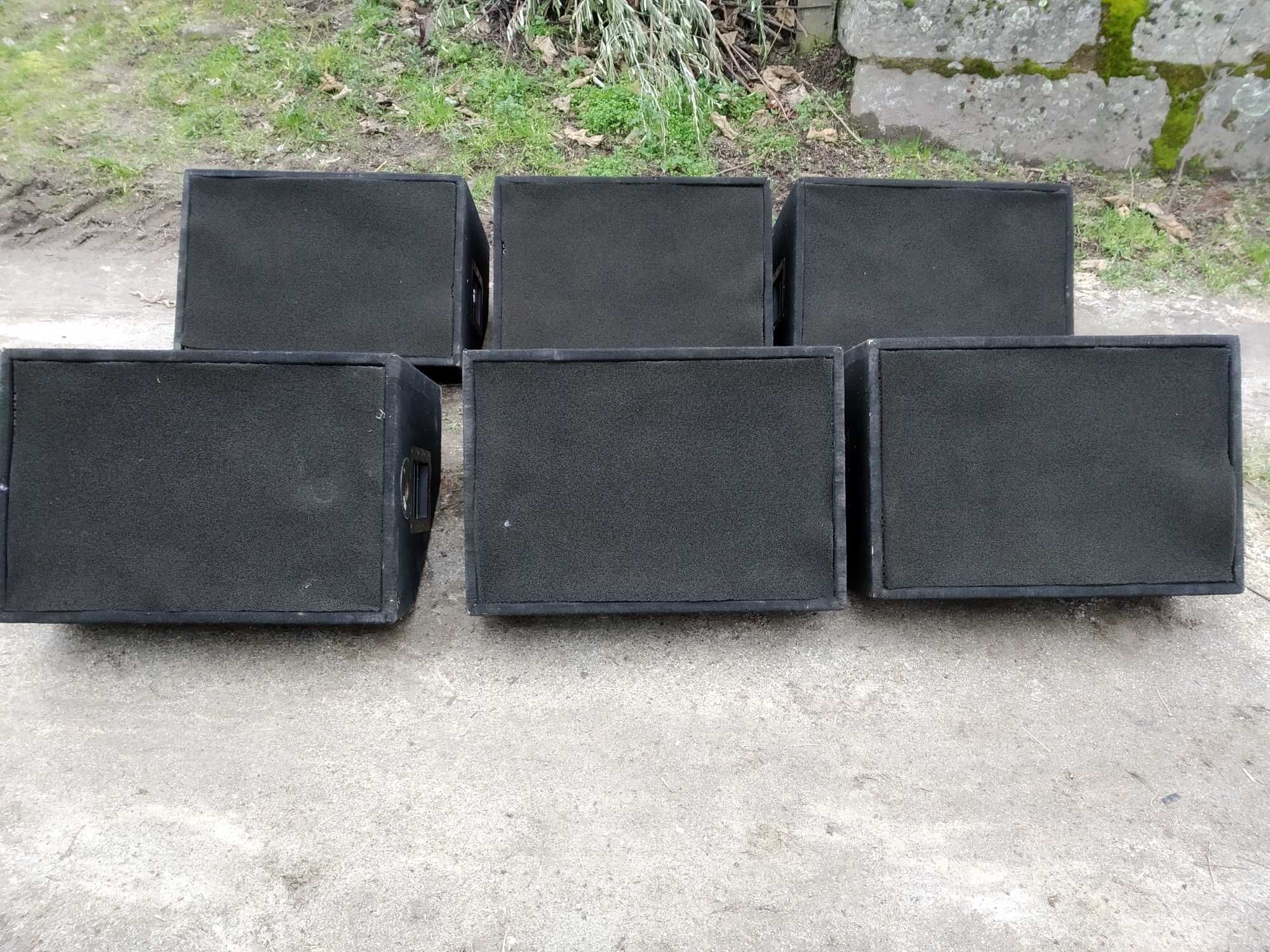 Monitores de Palco 1000w cada(Beyma)