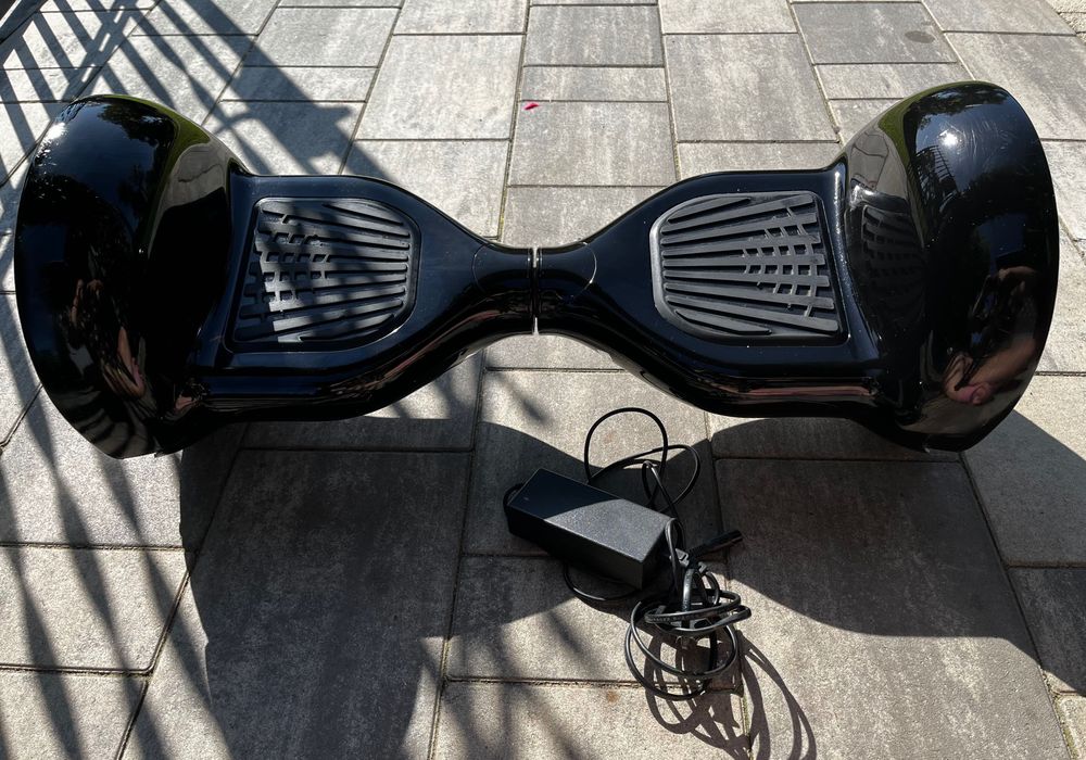 Deskorolka elektryczna skymaster czarna z głośnikiem