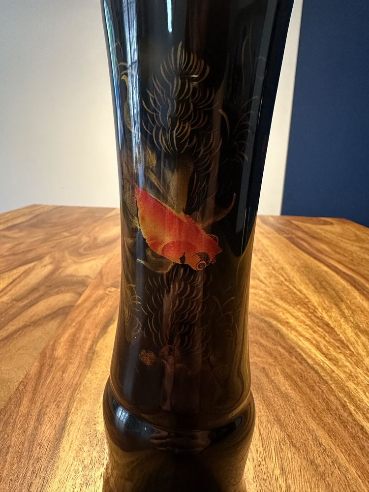 Zdobiony wazon z laki, 19 cm