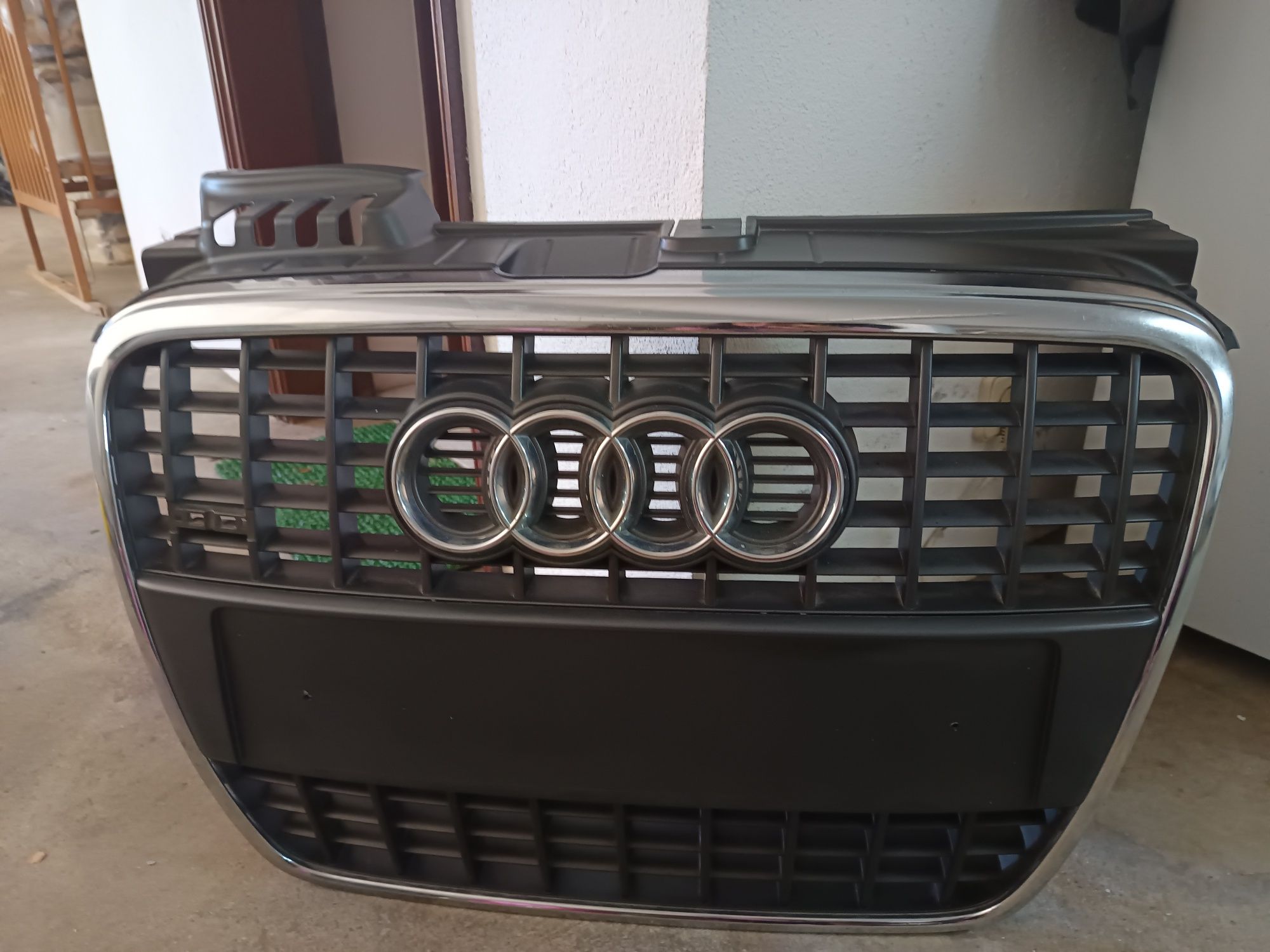 Grelha frontal Audi A4