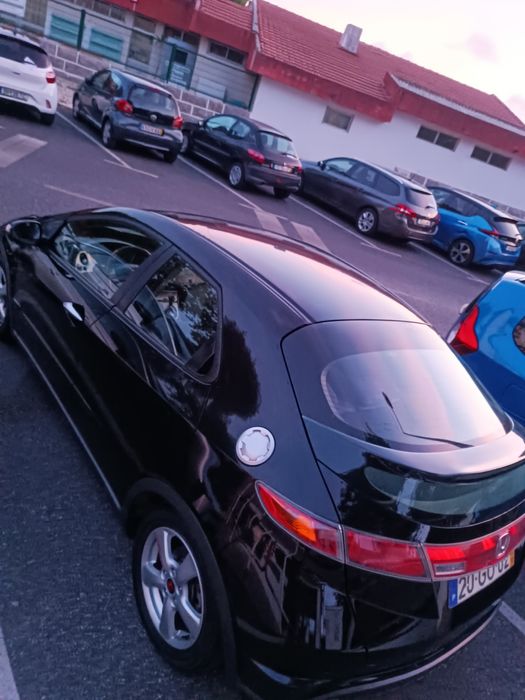 Honda Civic hatcback 2008 impecável 1 dono 5850 euros  urgente