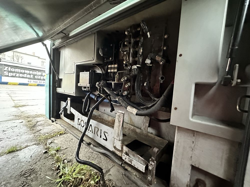 Autobus Solaris Urbino 15 na części wszystkie części Silnik