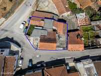 Moradia com rooftop e enorme potencial entre Caldas da Rainha e San...