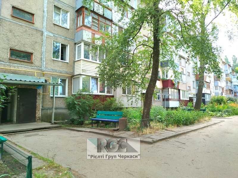 Продаж 4-х кімнатної квартири по вул. Гетьмана Сагайдачного, 227