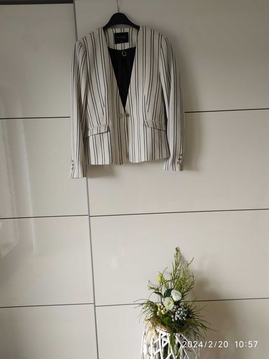 Biała marynarka Top Secret