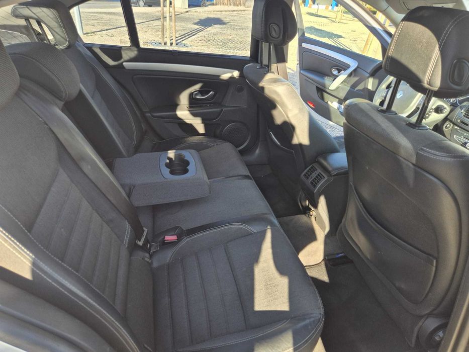 Renault Laguna 3 2.0 150cv