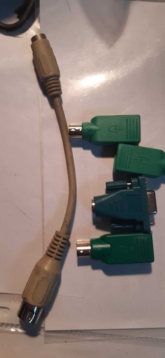 duży zestaw starych przejściówek komputerowych