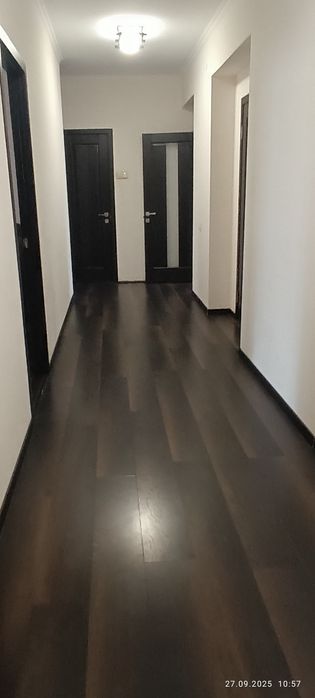 Продаю  4-х комнатную квартиру  на 2-м эт в кирпичном 9-ти эт.доме