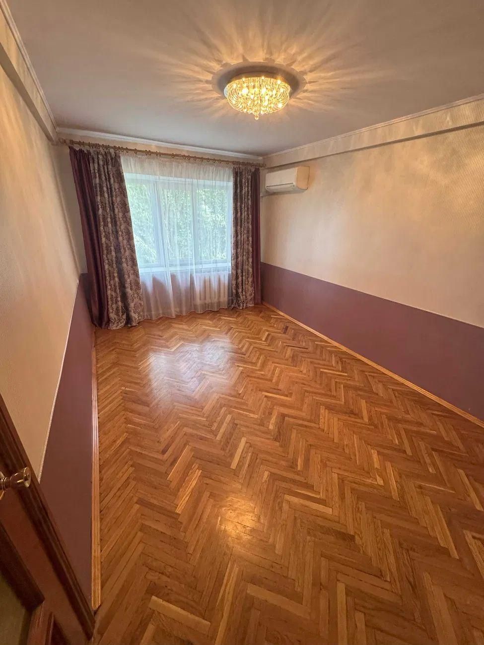 Продаж 3х кімнатної квартири по вул. Мрія FS