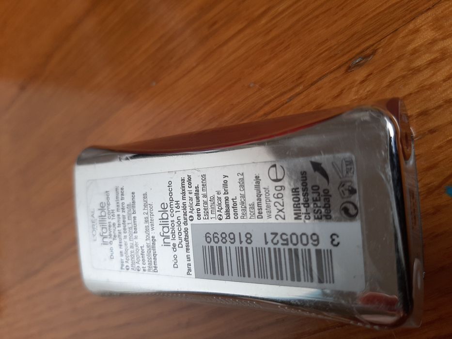 Duo de batons compacto da L'Oréal