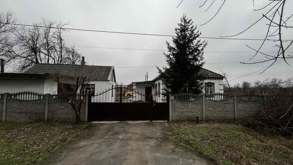Продам будинок на самому вʼїзді в с. Партизанське