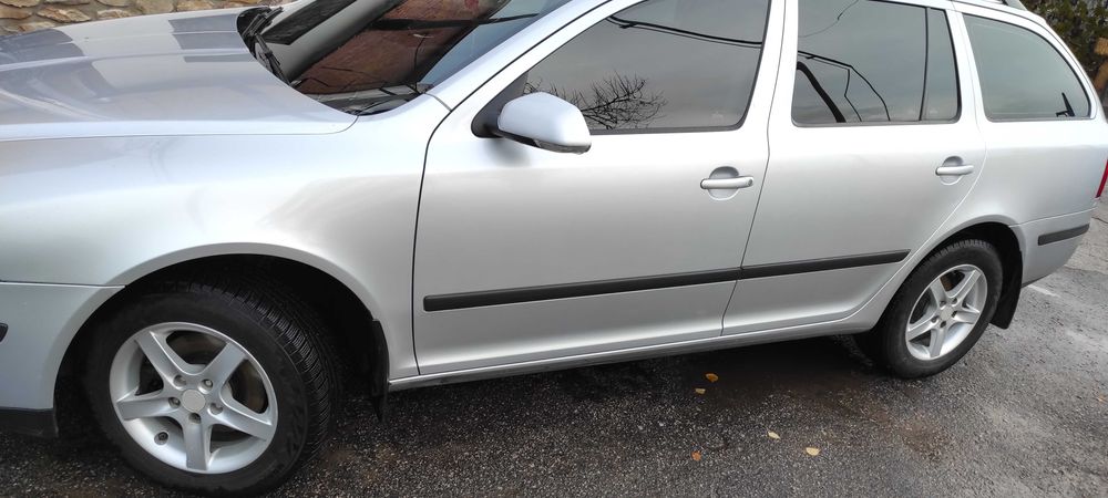 Диски RH Alurad, r15 5x112 з резиною Nokian 195x65r15