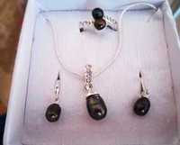 Komplet biżuterii z czarnymi perłami