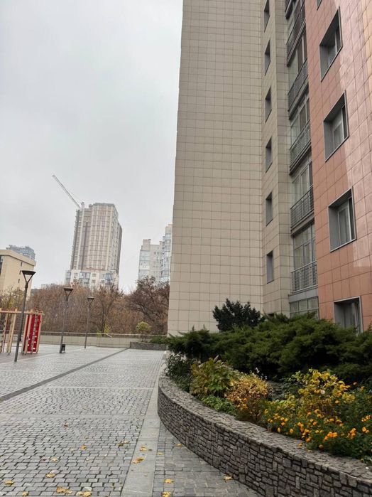 Оренда 4к квартири ЖК Дует, Центр, Набережна