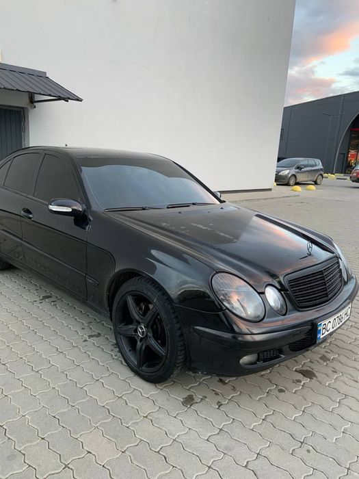 Продам Mercedes w211