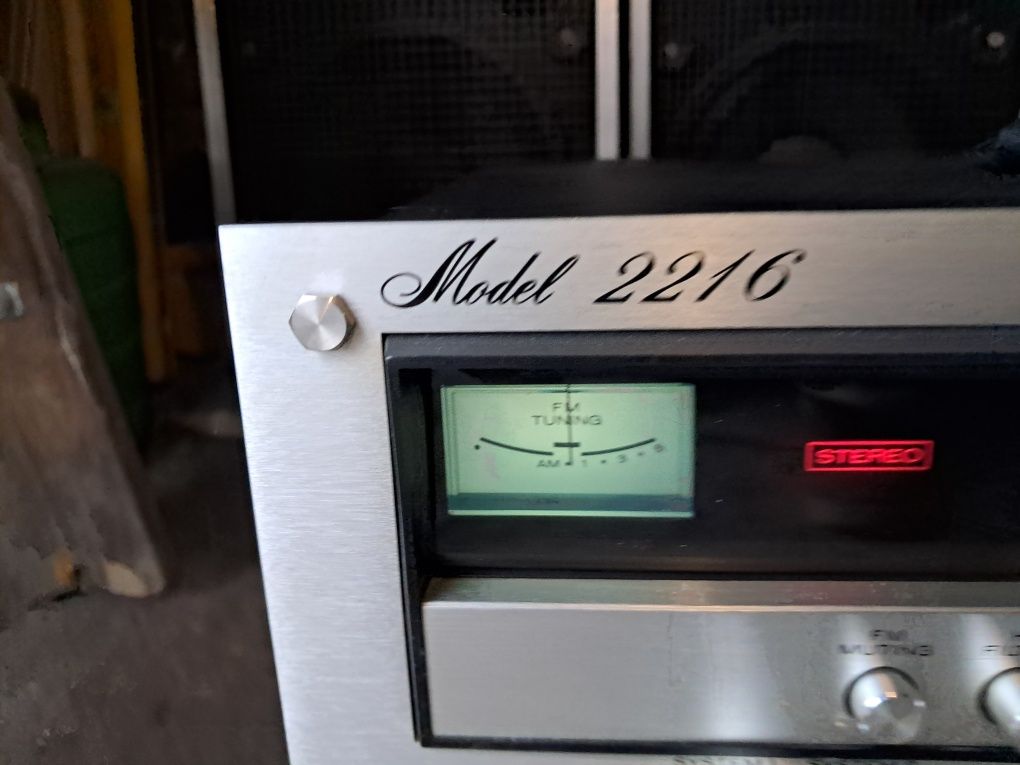 Marantz model 2216