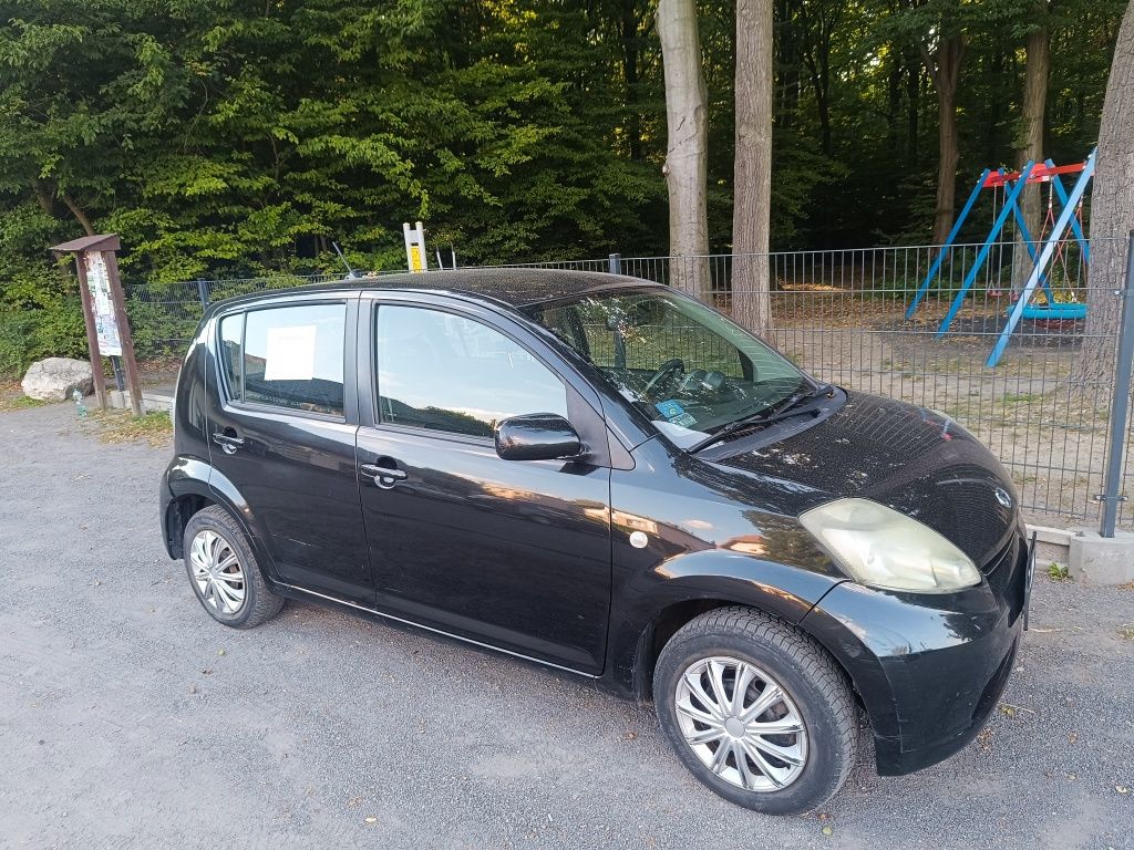 Daihatsu Sirion 1.3 benzyna prywatnie