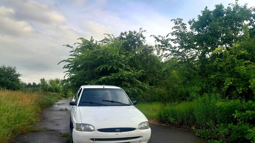 Продам  Ford Escort